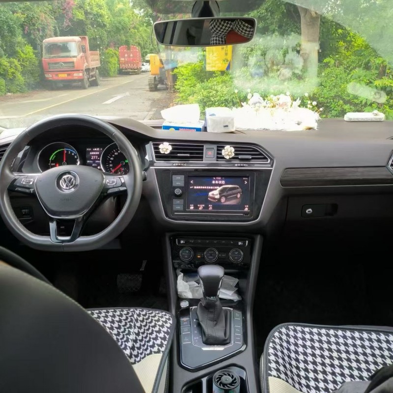 昆明20年大众途观5