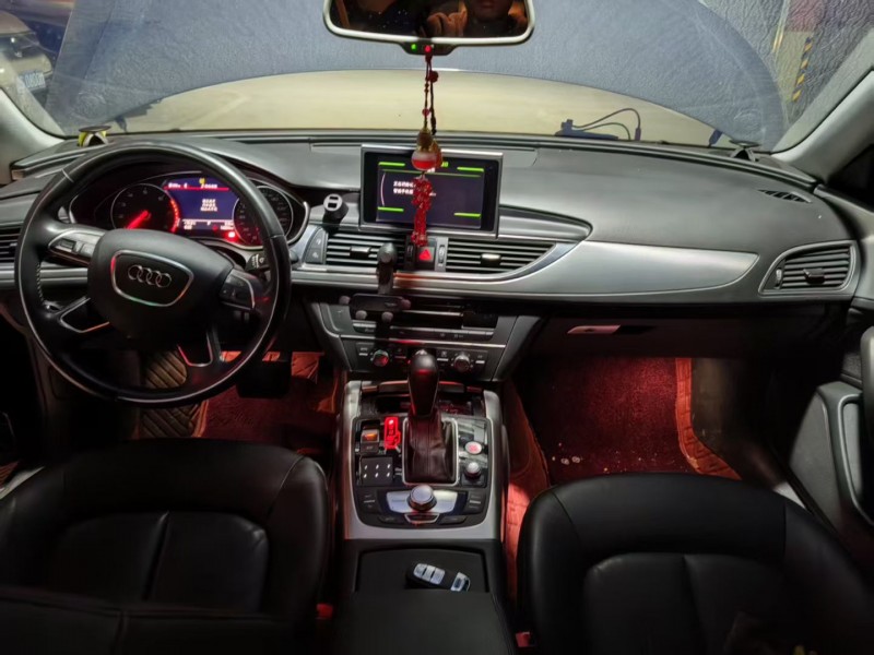 昆明17年奥迪A6L7