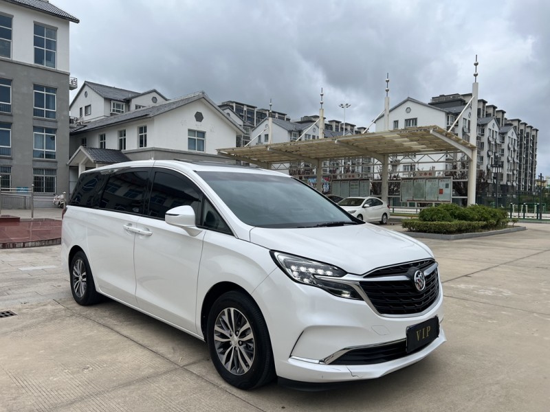 盐城22年别克GL82