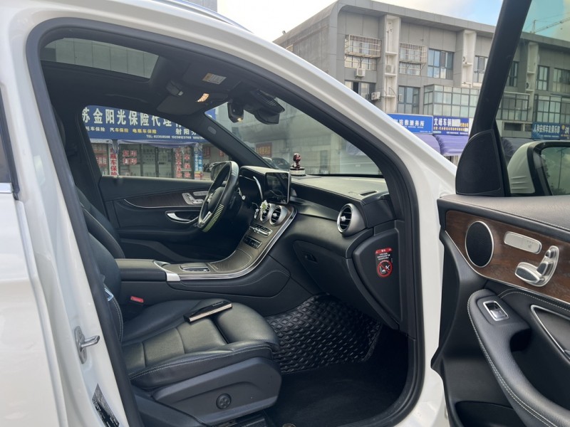 盐城19年奔驰GLC6