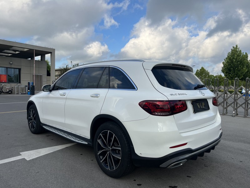 盐城19年奔驰GLC9