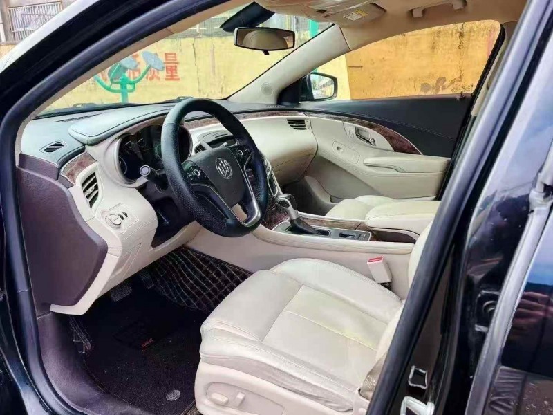 东营15年别克君越4