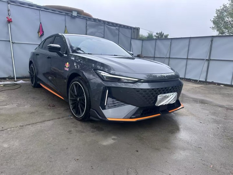 青岛25年长安汽车UNI2