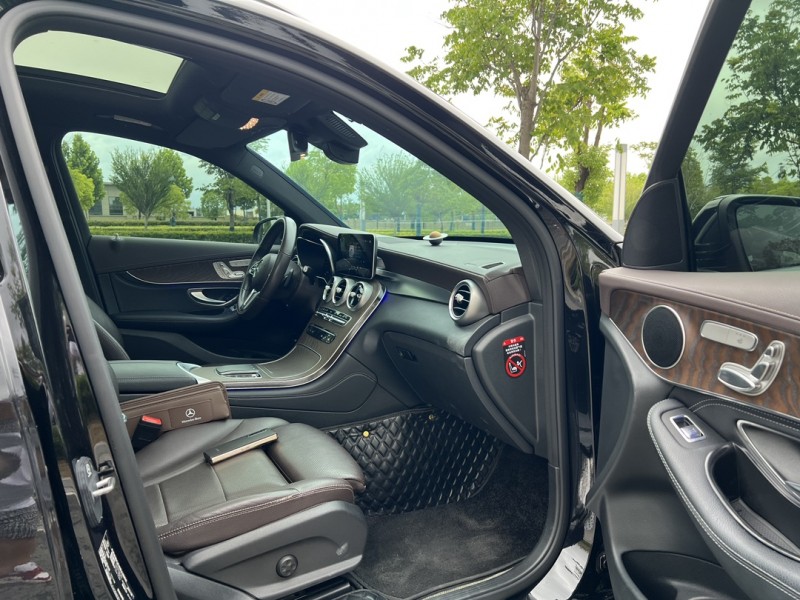 盐城19年奔驰GLC6