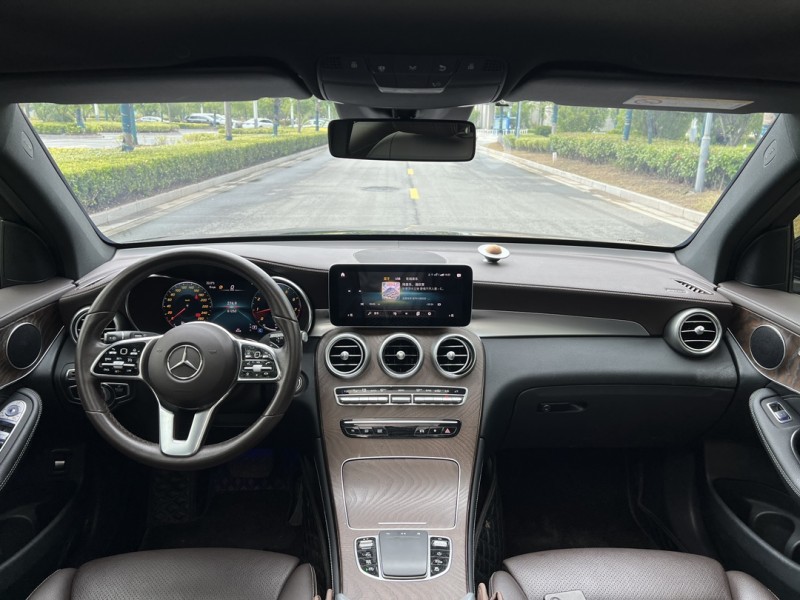 盐城19年奔驰GLC7