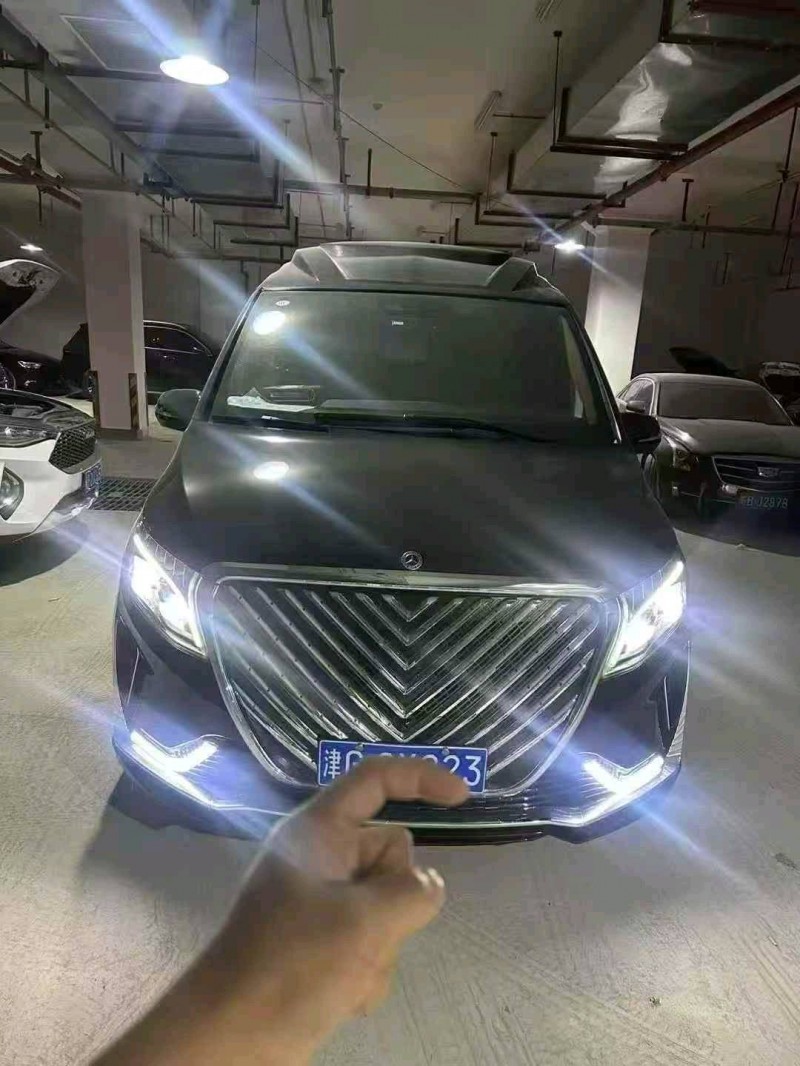 蚌埠24年奔驰维努斯1