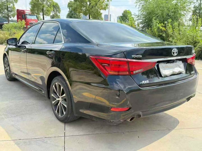 衡阳18年丰田皇冠7