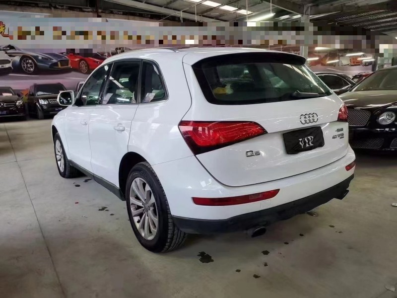 济宁14年奥迪Q57