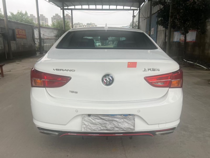 徐州17年别克威朗9