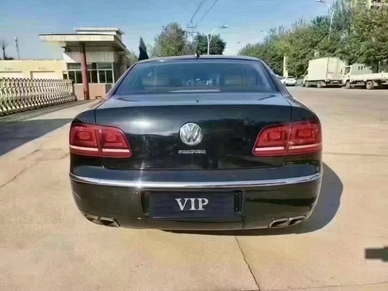 济宁13年大众辉腾9