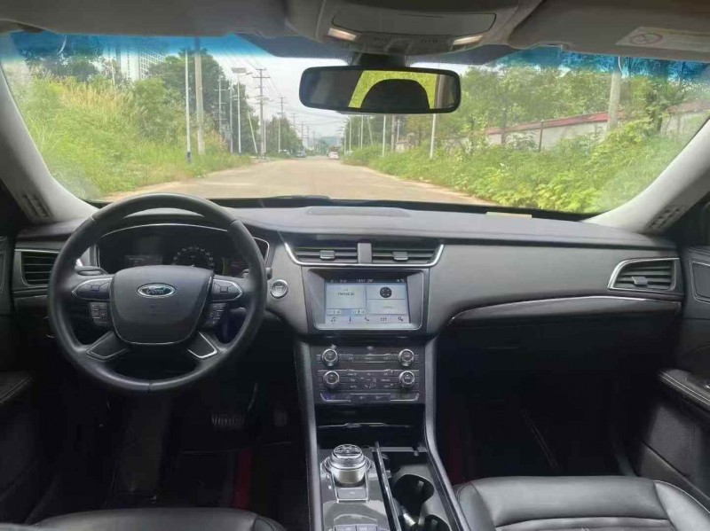 常德19年福特金牛座5