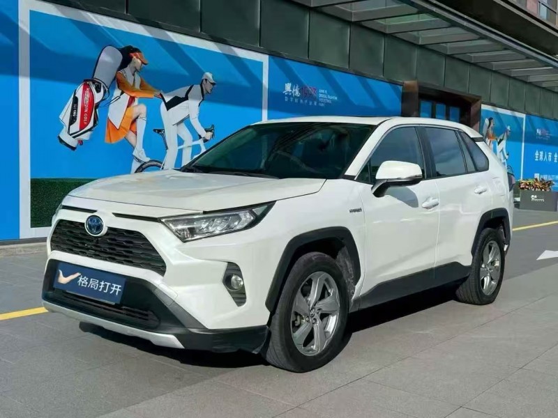 广州22年丰田RAV4荣放3
