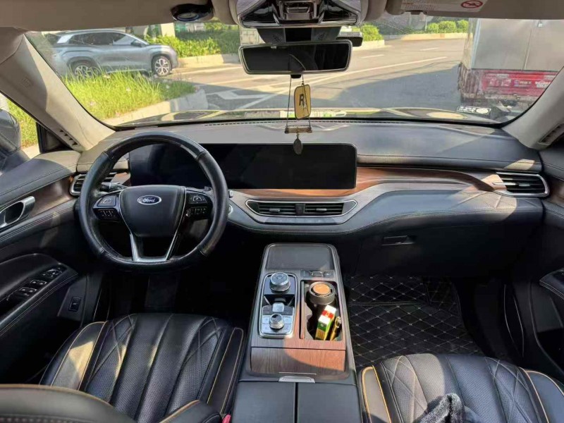 郑州22年福特领裕6