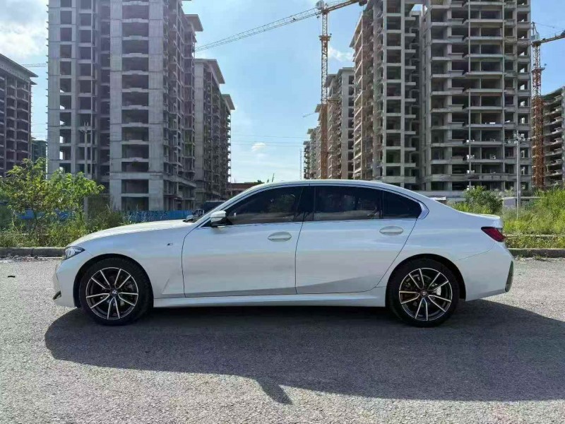 钦州24年宝马3系6