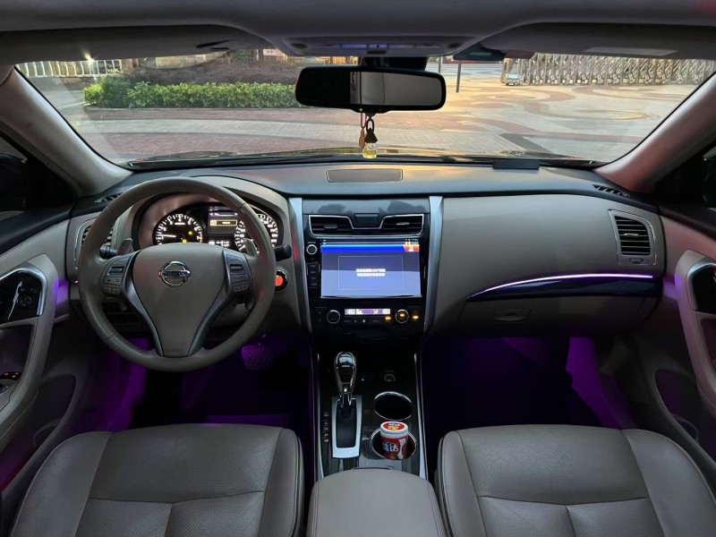 广州14年日产天籁7