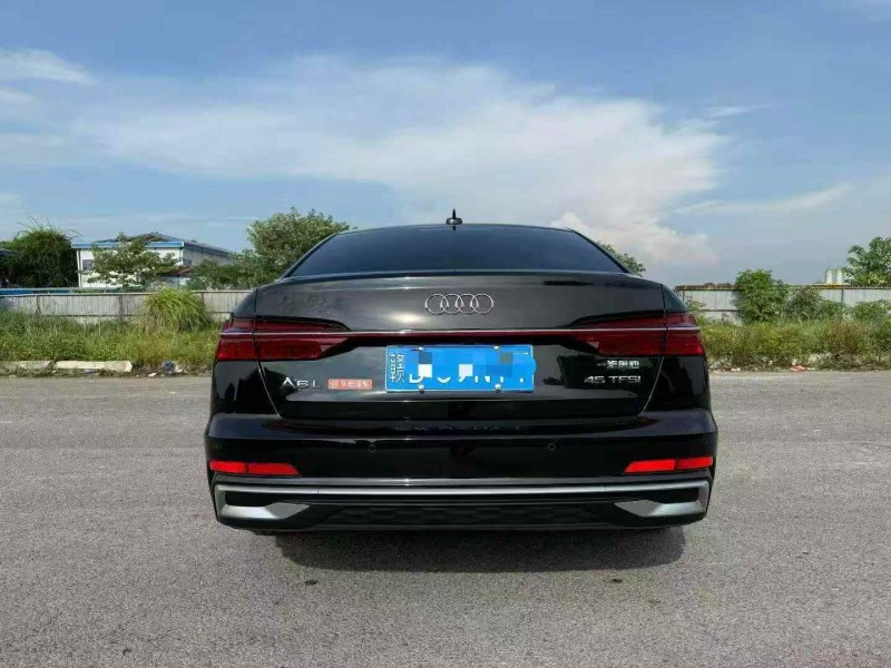 防城港25年奥迪A6L7