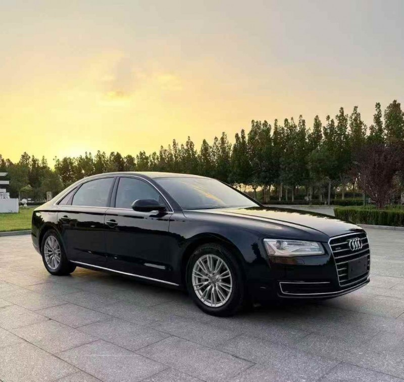 苏州15年奥迪A8L2