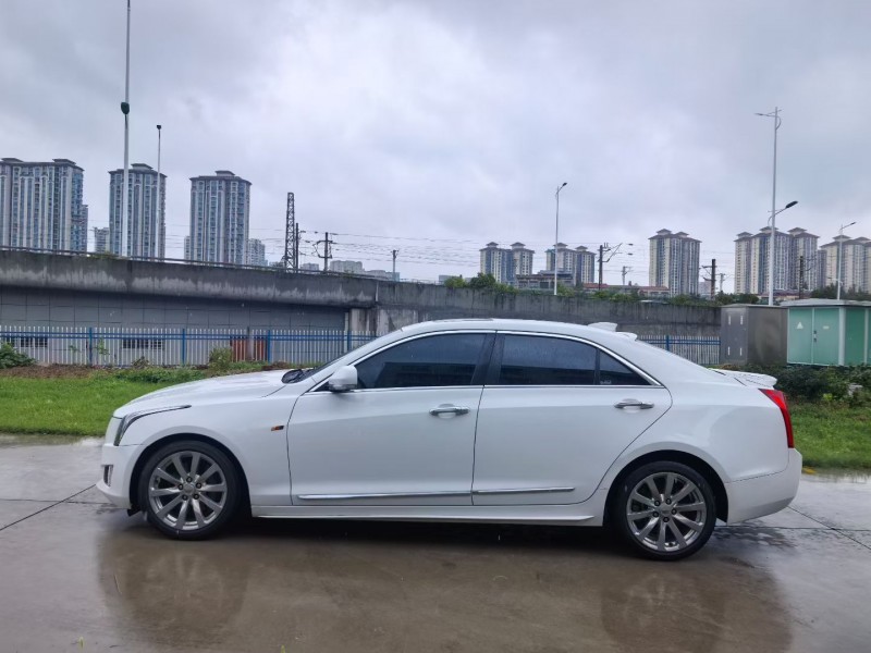 襄阳16年凯迪拉克ATS8