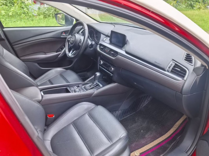 襄阳19年马自达阿特兹6