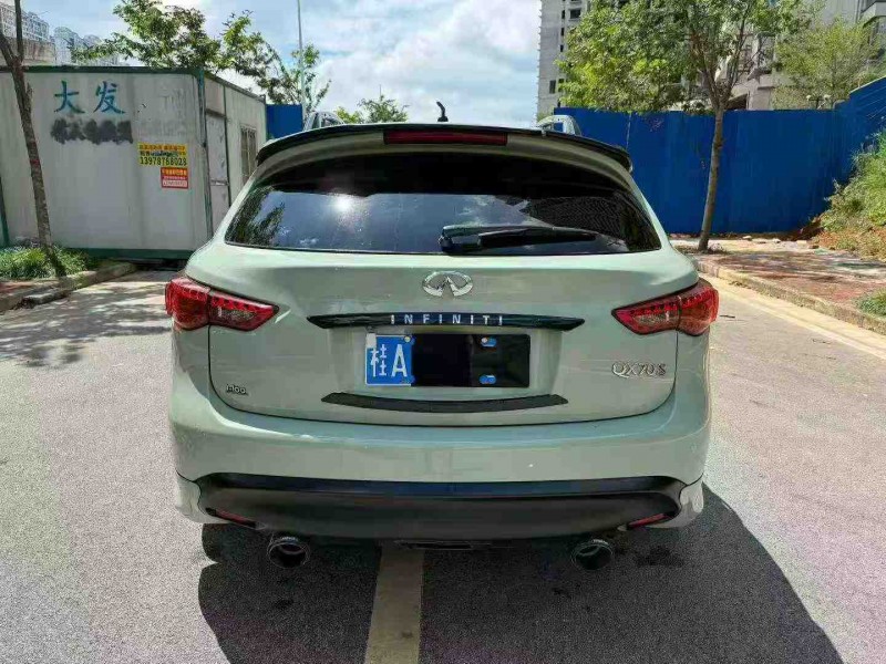 南宁13年英菲尼迪FX379