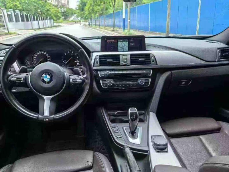 南宁19年宝马3系5