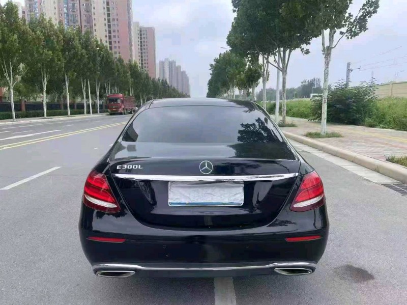安阳18年奔驰E9
