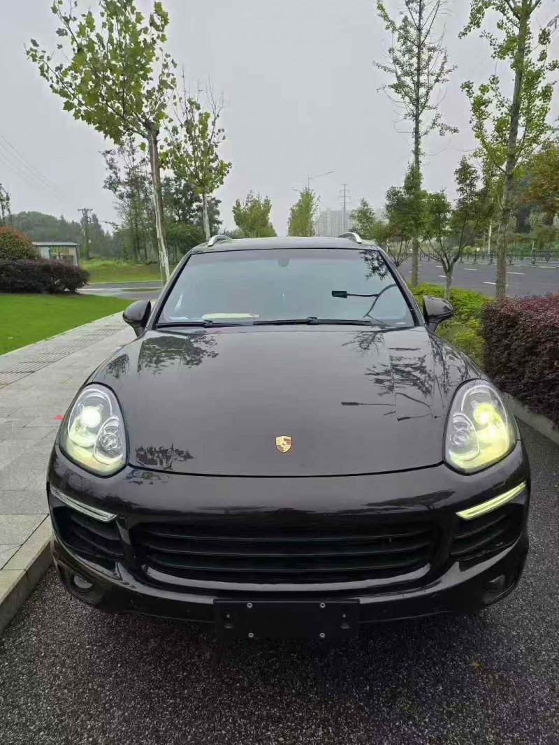 南通18年保时捷卡宴1