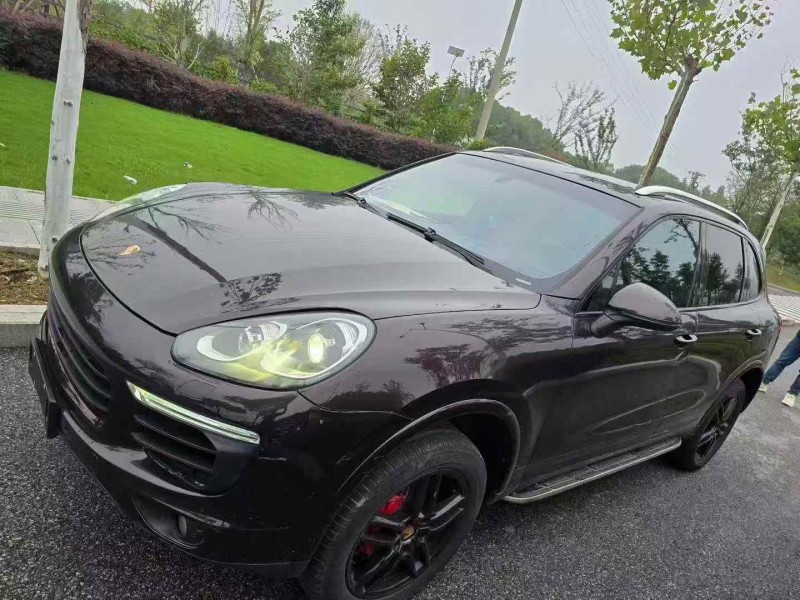 南通18年保时捷卡宴2