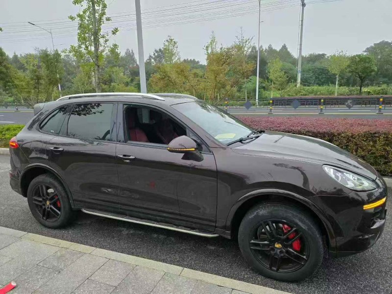 南通18年保时捷卡宴3