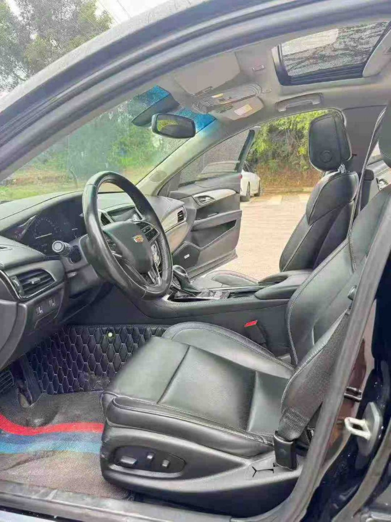 南宁19年凯迪拉克ATS4