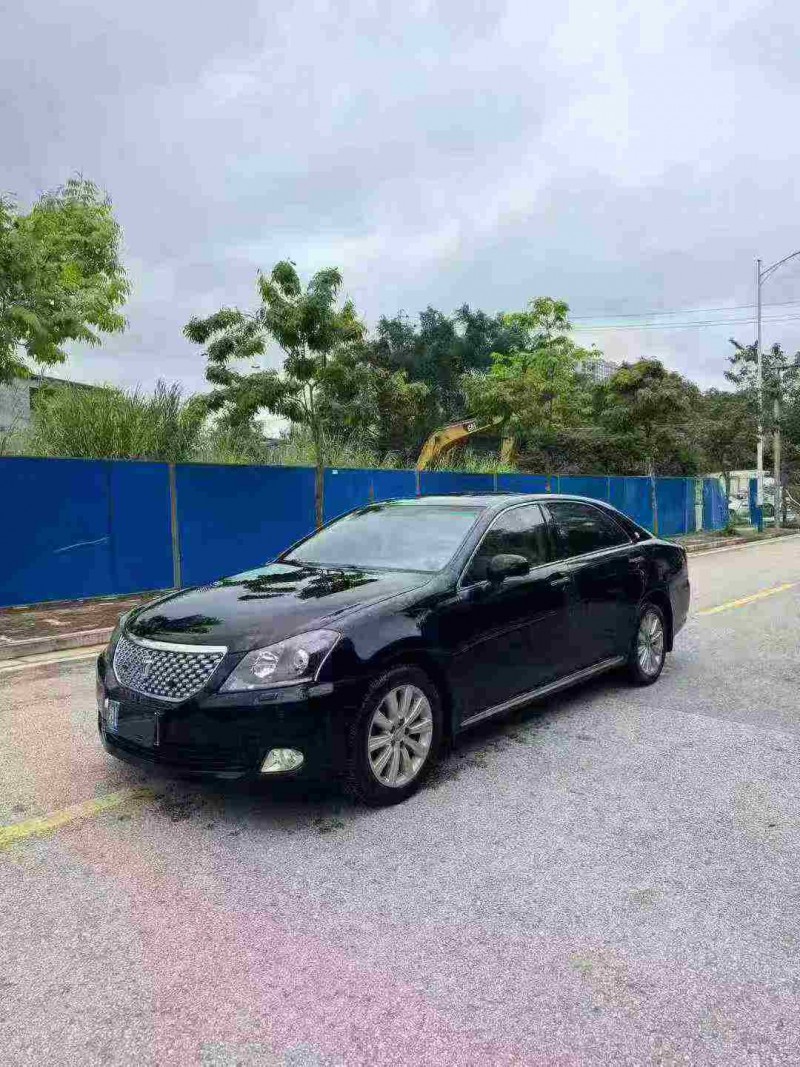 南宁12年丰田皇冠2