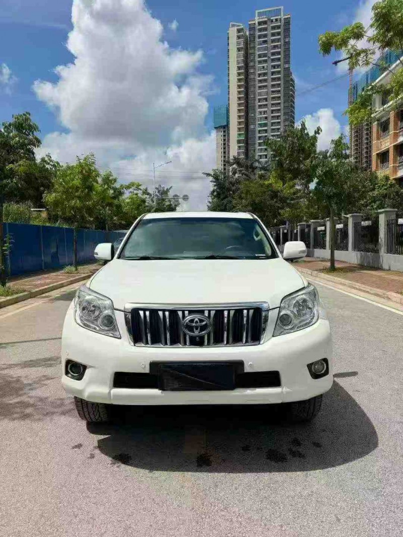 南宁12年丰田普拉多1