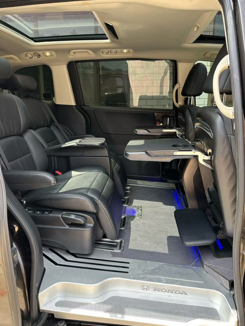 廊坊18年本田艾力绅8