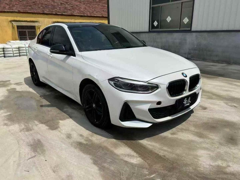 淄博19年宝马1系3