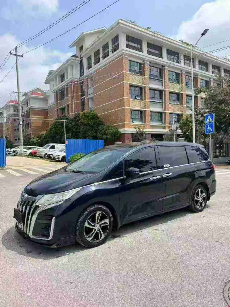 南宁15年本田奥德赛3