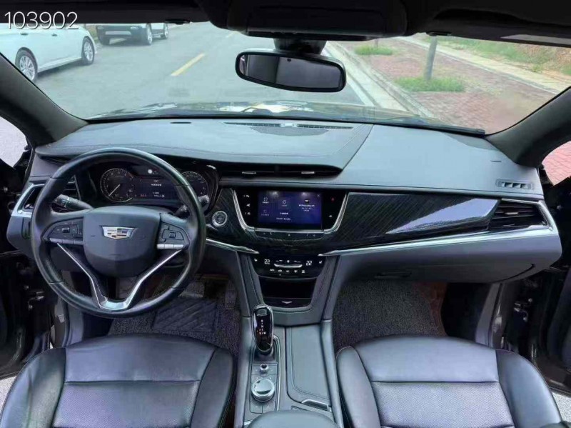 南宁20年凯迪拉克XT65