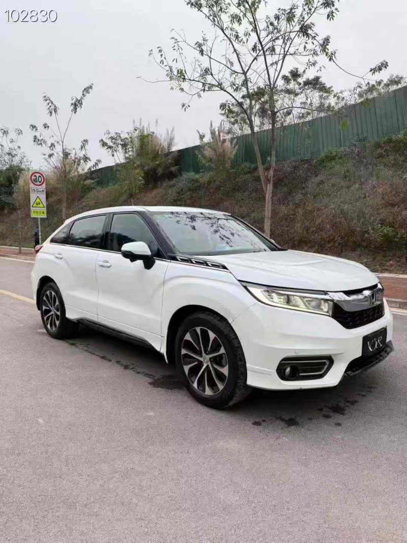 南宁18年本田冠道3