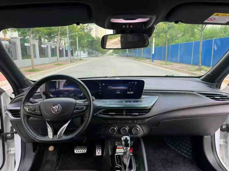 南宁22年别克威朗5