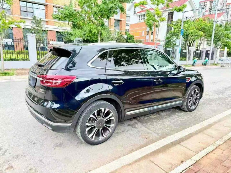 南宁20年红旗HS57