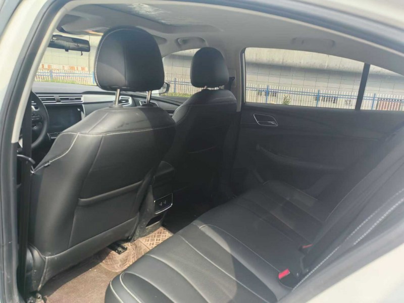 襄阳21年荣威i57