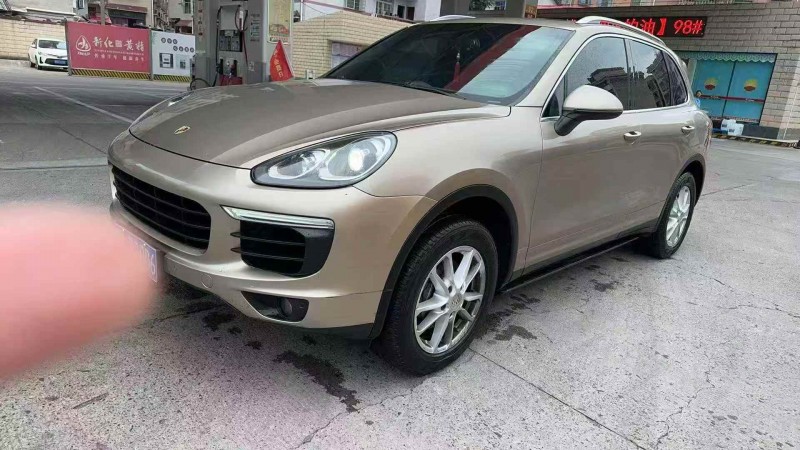 邵阳17年保时捷卡宴2