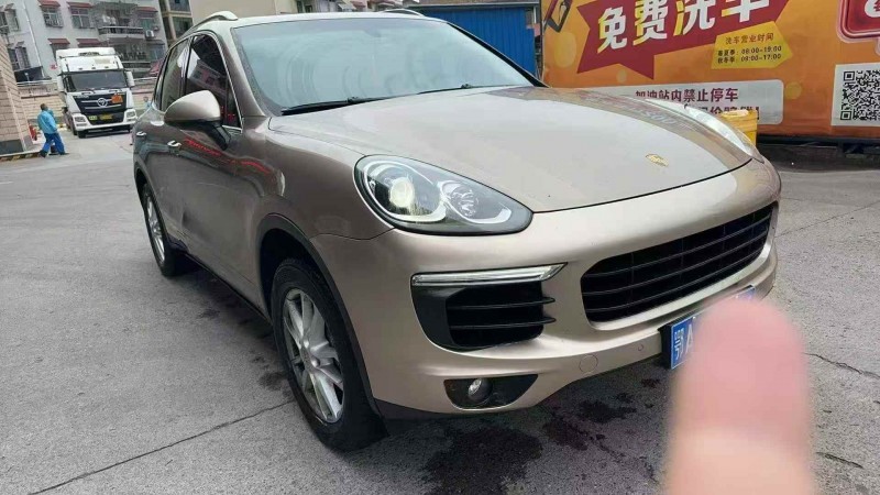 邵阳17年保时捷卡宴3