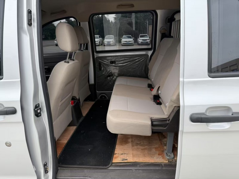 徐州23年五菱汽车宏光4