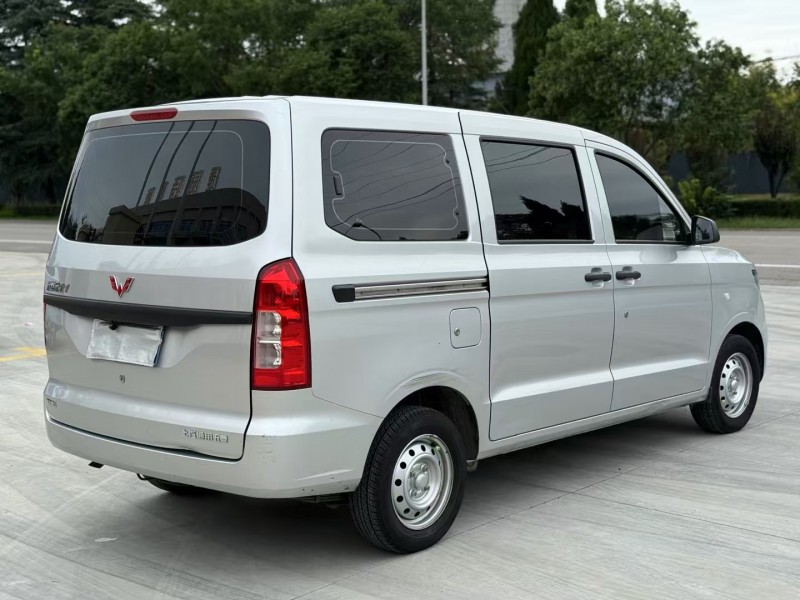 徐州23年五菱汽车宏光7