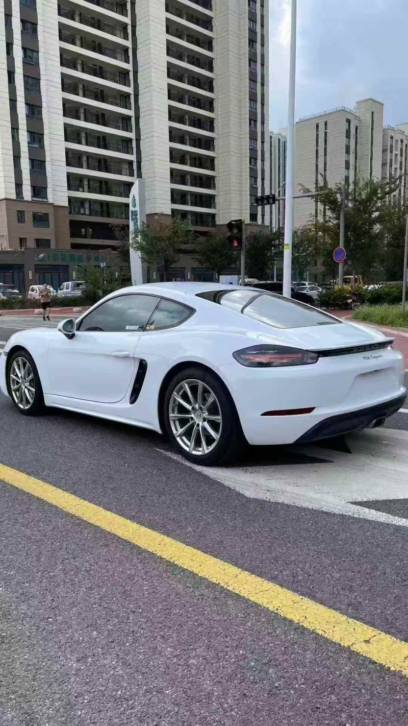 烟台21年保时捷7186