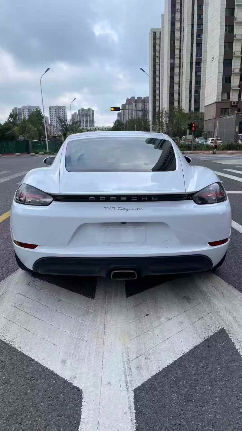 烟台21年保时捷7188