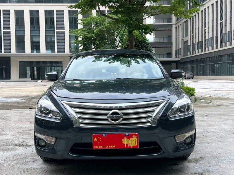 广州13年日产天籁1