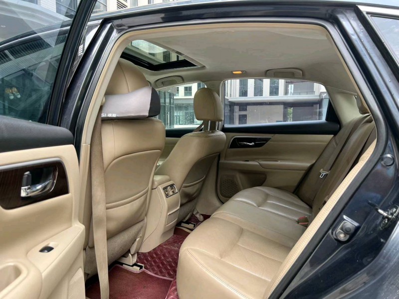 广州13年日产天籁4