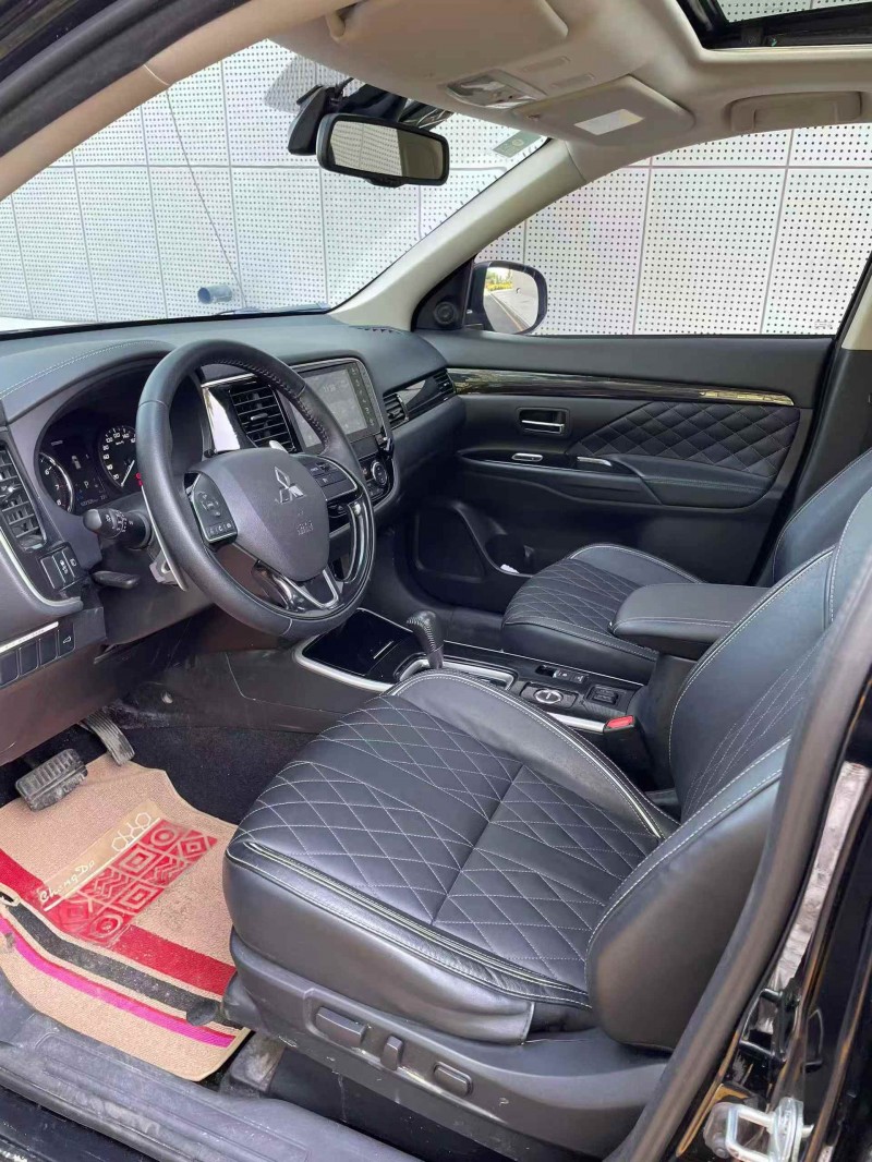 张家口20年三菱欧蓝德4