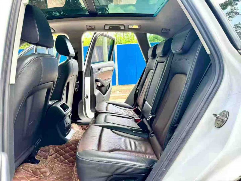 南宁16年奥迪Q56